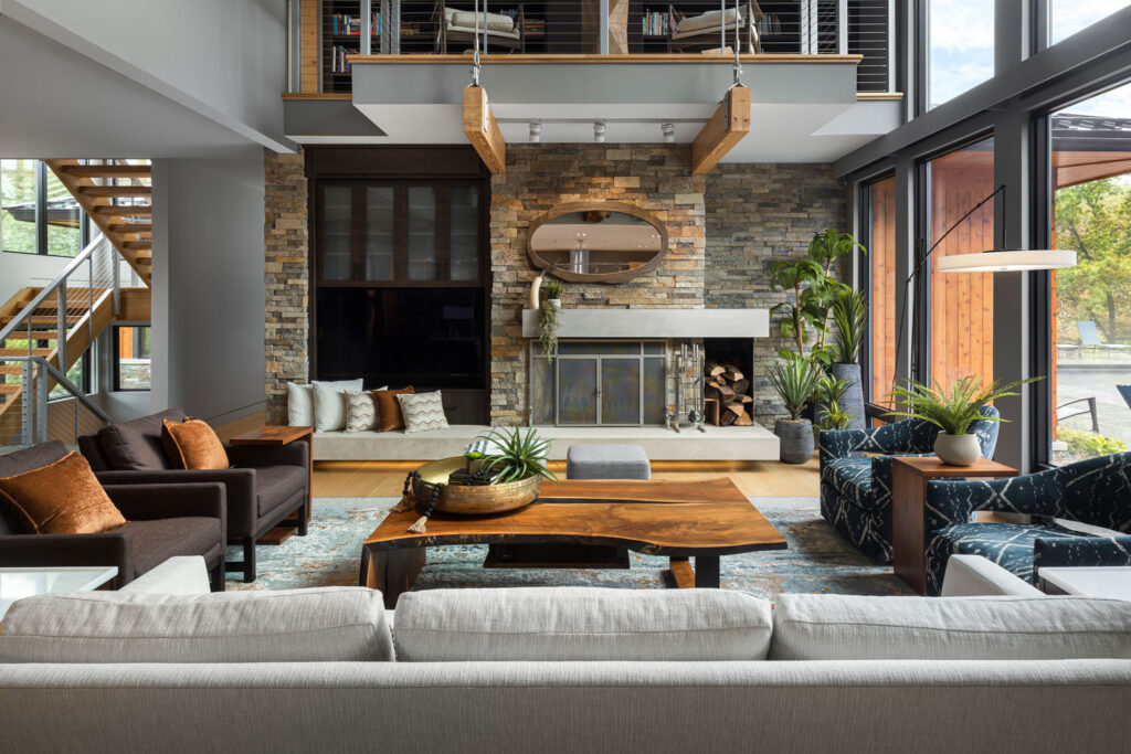 Life’s Good in the Woods – Residence