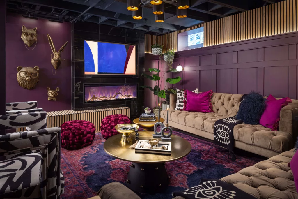 Call It a Fungalow – Lounge